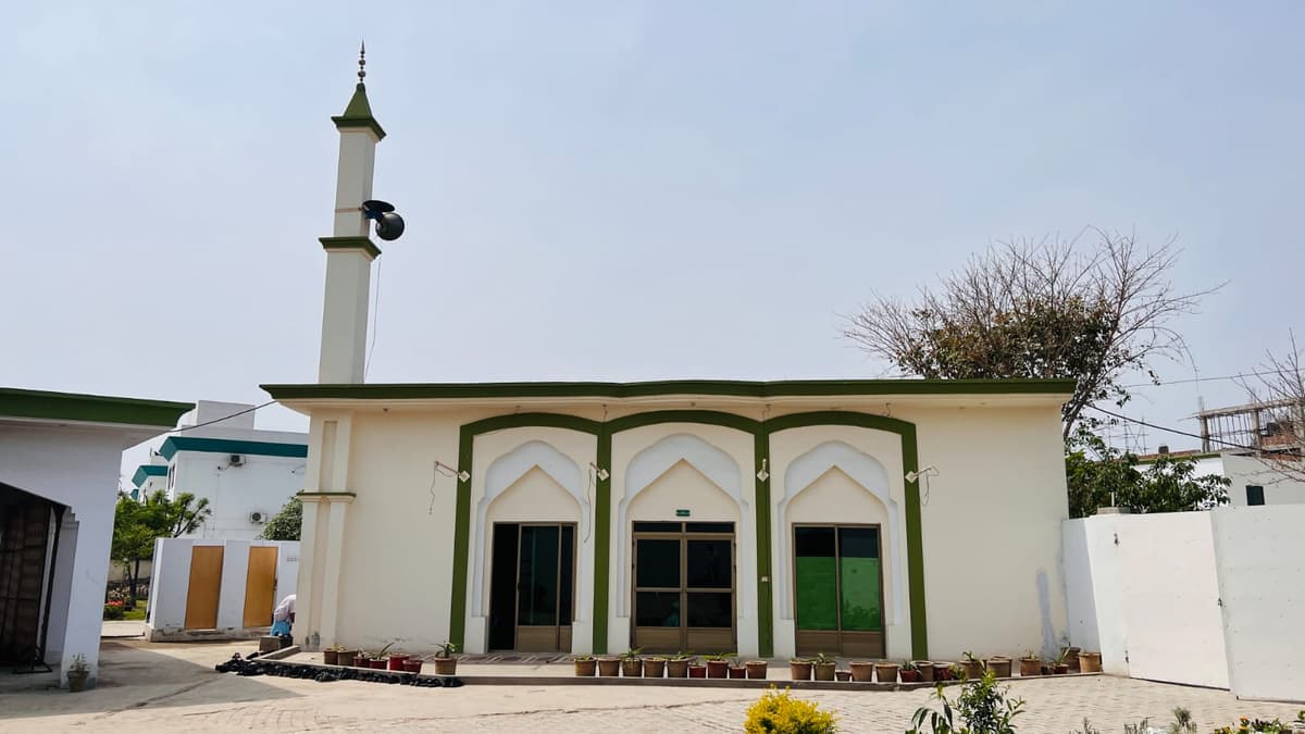 Faran School System Campus Mosque